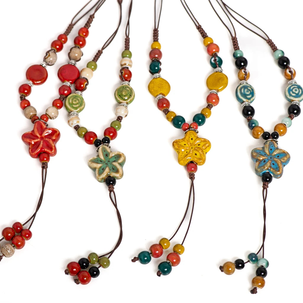 Runder Stern, handgefertigte Keramik-Halskette, verstellbarer Anhänger in Edelsteinblau, Boho-Schmuck, langer Anhänger für Frauen 1101
