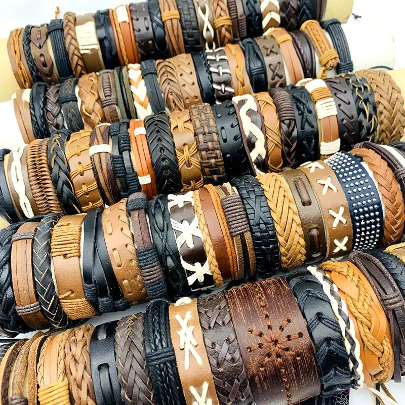 10/20/30/50/100PCs Leder Manschette Armbänder Handgemachte Retro Armreif Armbänder Schwarz/Braun Mode schmuck Party Geschenk Großhandel Lot
