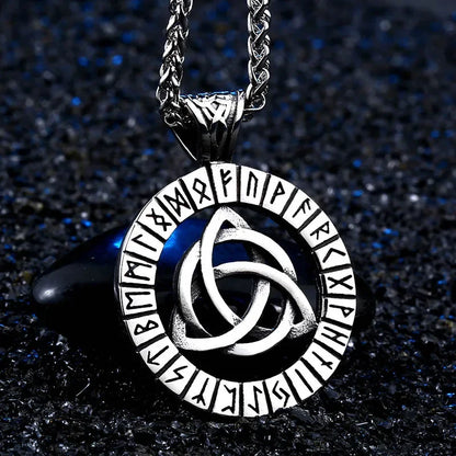 YILUOCD Viking Nordic Rune Halsketten für Männer Edelstahl Trinity Keltischer Knoten Anhänger Amulett Pagan Nordische Runen Jewerly