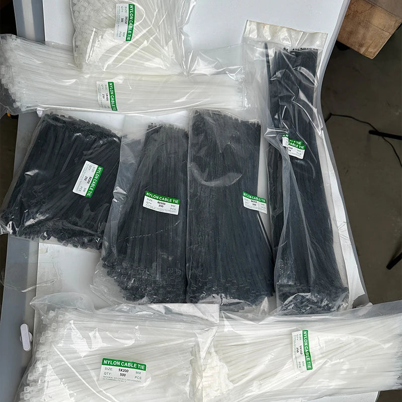 1000 Stück selbstsicher nder Kunststoff-Nylon binder 300mm weißer schwarzer Reiß verschluss