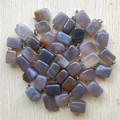 Großhandel 50 teile/los 2025 heißer verkauf trendy Verschiedene Naturstein Gemischt Unregelmäßige form anhänger charms schmuck