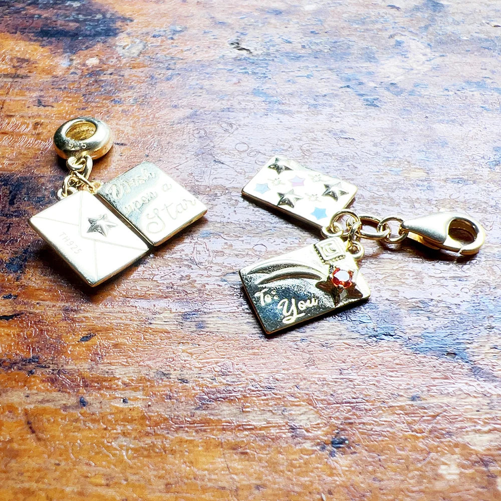 Vergoldeter Liebesbrief-Umschlag-Anhänger, baumelnder Charm, 925er Sterlingsilber, edler Schmuck, romantisches Geschenk für Frauen