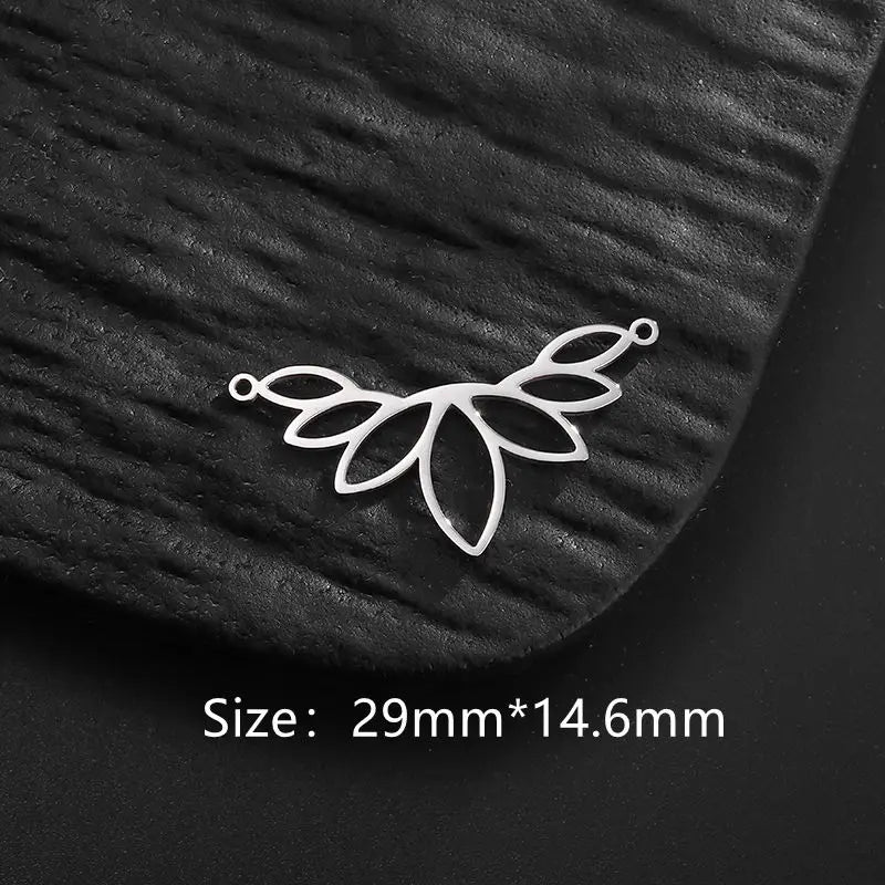 Choker Necklaces Vintage Flower Necklaces Stainless Steel Necklaces Pendant Chain Necklace For Women Jewelry Gifts