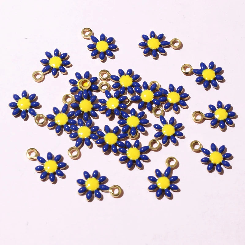 20 Stück 10x7mm kleine Blumen-Charms Anhänger Emaille Edelstahl DIY Schmuck Herstellung Zubehör-Erkenntnisse für Halsketten Ohrringe