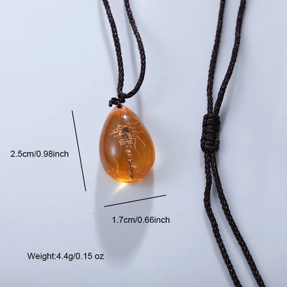 Retro Bernstein-Anhänger-Halskette, Modischer Insekten-Goldener-Skorpion-Bernstein-Tropfen-Anhänger, Halskette für Männer und Frauen, Accessoires