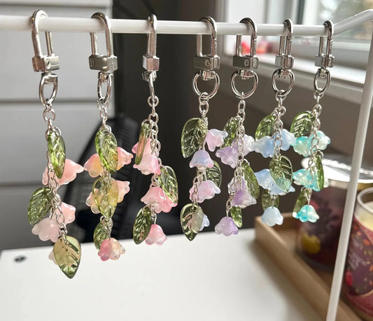 Maiglöckchen Schlüsselanhänger |   Taschenanhänger, handgefertigt |   Blumen, Ästhetik, süß, mädchenhaft, Maiglöckchen |   Geschenke für Sie