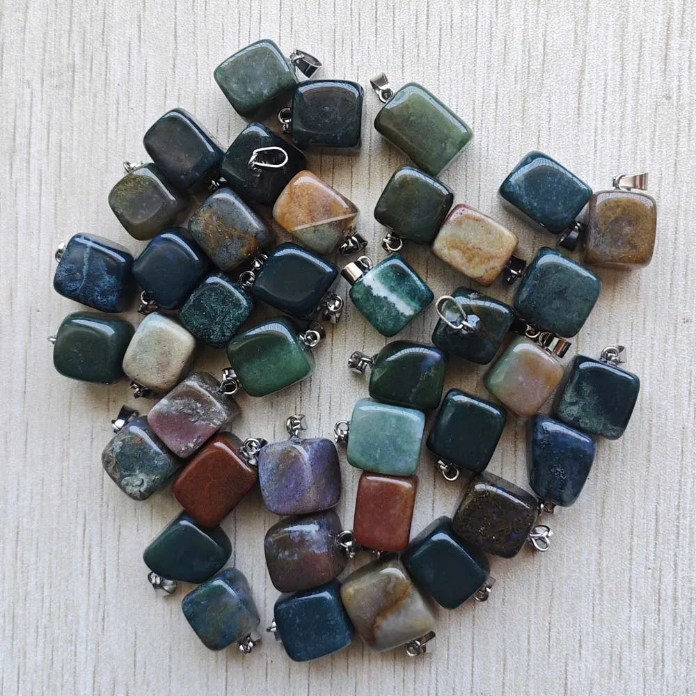 Großhandel 50 teile/los 2025 heißer verkauf trendy Verschiedene Naturstein Gemischt Unregelmäßige form anhänger charms schmuck