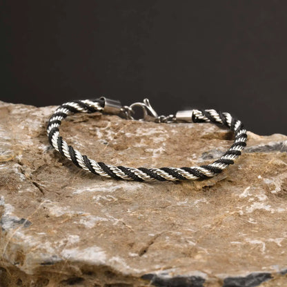 Zweifarbige Kettenarmbänder für Männer und Jungen, verstellbares Armband mit gedrehtem Seil aus Edelstahl, stilvolle Schmuckgeschenke