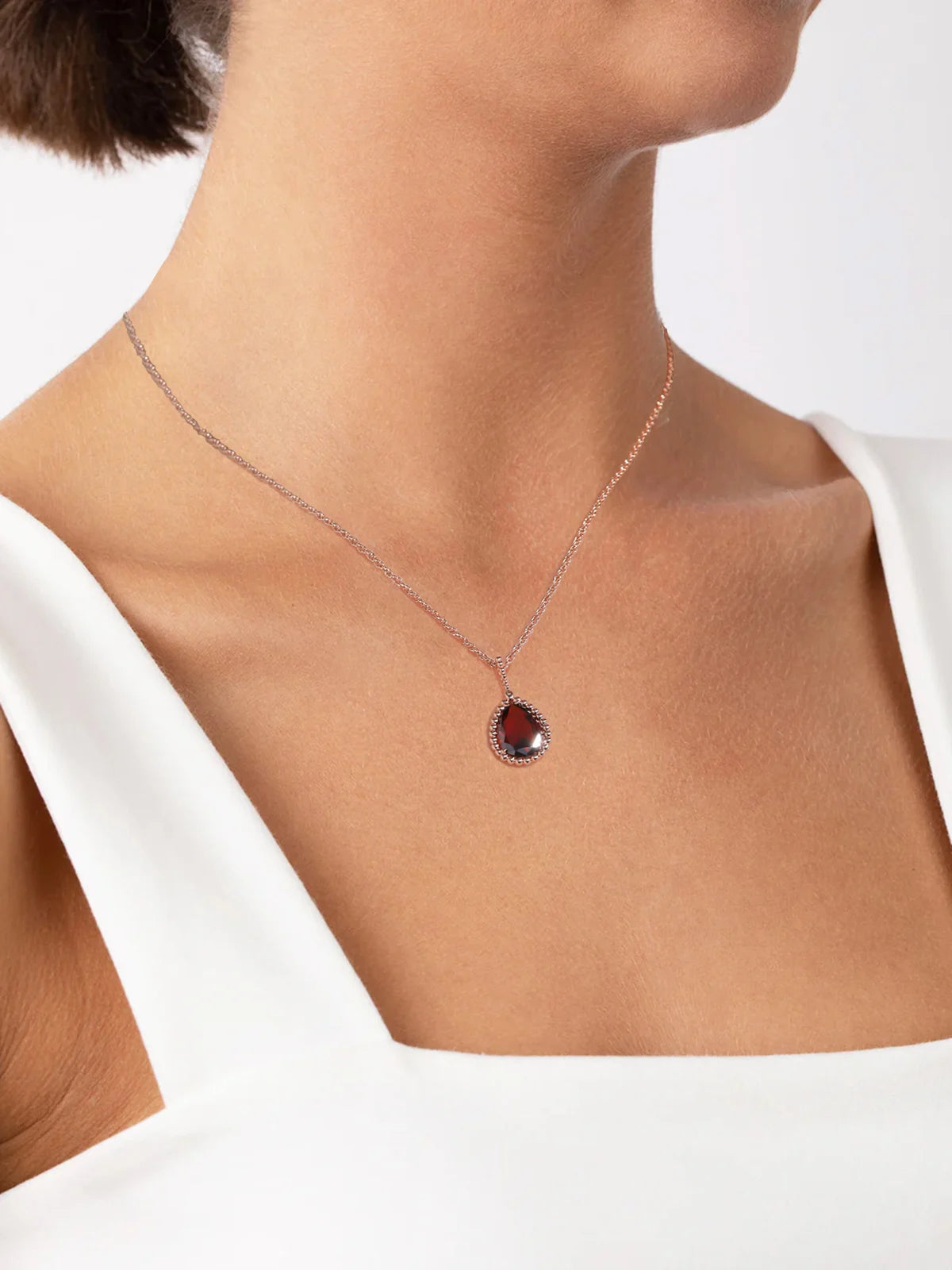 APIR Edelstein Wassertropfen Halskette Böhmischer Stil Damen Anhänger Halskette 5A Zirkon Kette Halskette Schmuck Täglich Niedrigster Preis