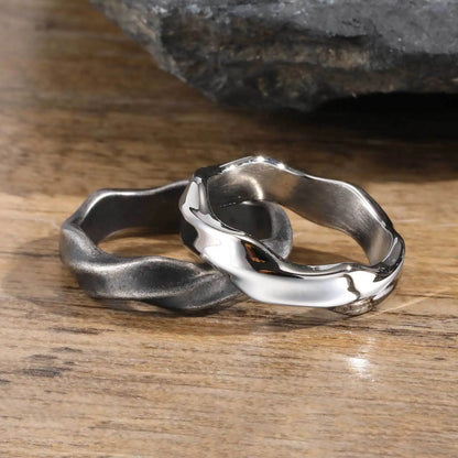 Einfache Mobius-Ringe für Männer und Jungen, einfacher Paar-Fingerring aus Edelstahl, Punk-Vintage-Schmuckgeschenke
