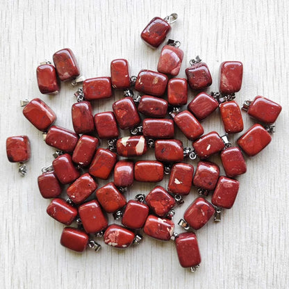 Großhandel 50 teile/los 2025 heißer verkauf trendy Verschiedene Naturstein Gemischt Unregelmäßige form anhänger charms schmuck