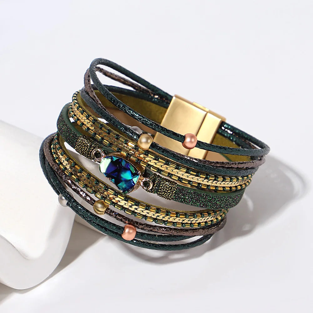 ALLYES Vintage grünes mehrschichtiges Wickelarmband aus Leder für Damen und Herren, Boho-Armbänder mit eingelegten Strasssteinen und Armreifen, Charm-Schmuck