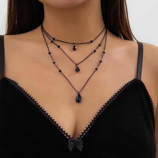 IngeSight.Z Gothic mehrschichtiges schwarzes Tropfen-Kristall-Anhänger-Halsketten-Set für Frauen, Vintage-Gliederkette aus schwarzem Metall, Halsband