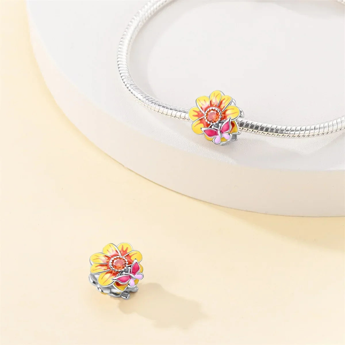 Exquisite Charm-Perlen aus 925er-Sterlingsilber mit Blumenserie, Sonnenblume, Sakura-Chrysanthemen-Anhänger für Damen, Schmuck, modisches Geschenk