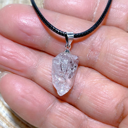 Natürlicher Kristall Herkimer Diamant Zubehör Hängestein Edelsteine Mineral Energie Reiki Heimdekorationen Geschenk Erzkristalle