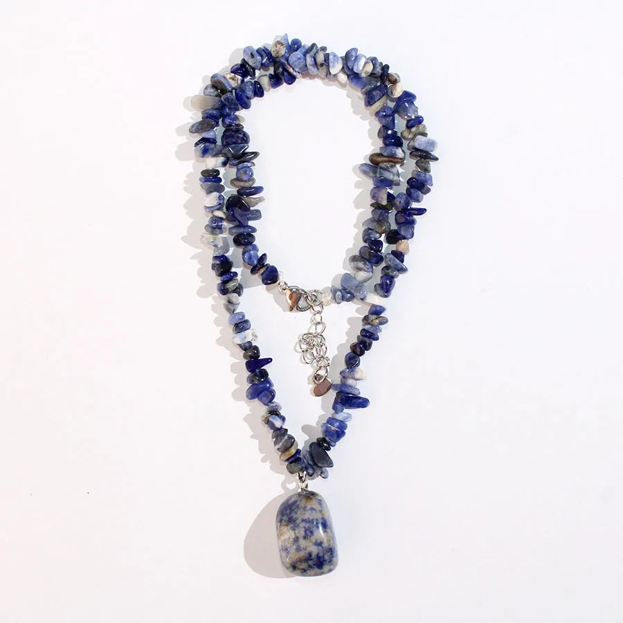 Natürliche Amethyst- und Kristallquarz-Chip-Perlen-Choker-Halskette, Böhmischer Unregelmäßiger Heilstein-Schmuck für Frauen