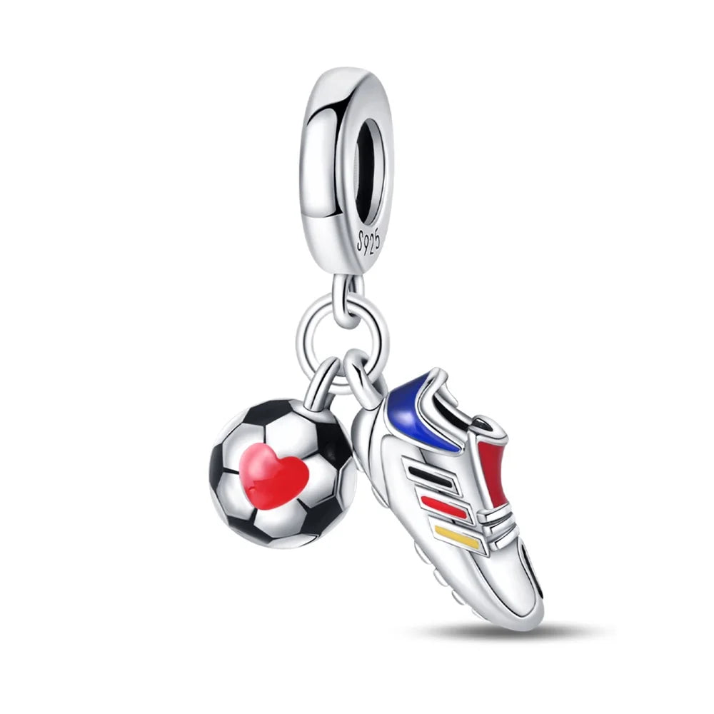 Klassische rote High Heels und goldene Turnschuhe aus 925er-Sterlingsilber, Fußball-Trophäe, baumelnder Charm, passend für Armbänder, Boutique-Schuhserie, Geschenke