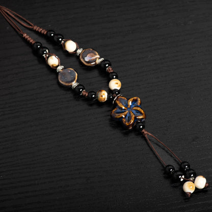 Runder Stern, handgefertigte Keramik-Halskette, verstellbarer Anhänger in Edelsteinblau, Boho-Schmuck, langer Anhänger für Frauen 1101