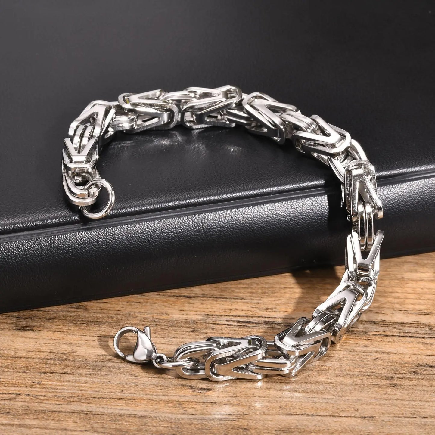Klobige byzantinische Kettenarmbänder für Männer und Jungen, V-förmiges Edelstahl-Kettenglied-Armband, Vintage-Schmuck, Accessoires, Herrengeschenke