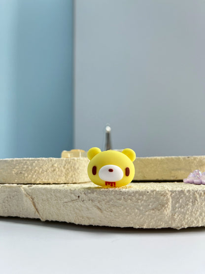Kawaii Bloody Bear Datenkabelschutz, niedliche Cartoon-Tier-Ladekabelabdeckung, stoßfest und langlebig, einzigartiges Zubehör für Telefon
