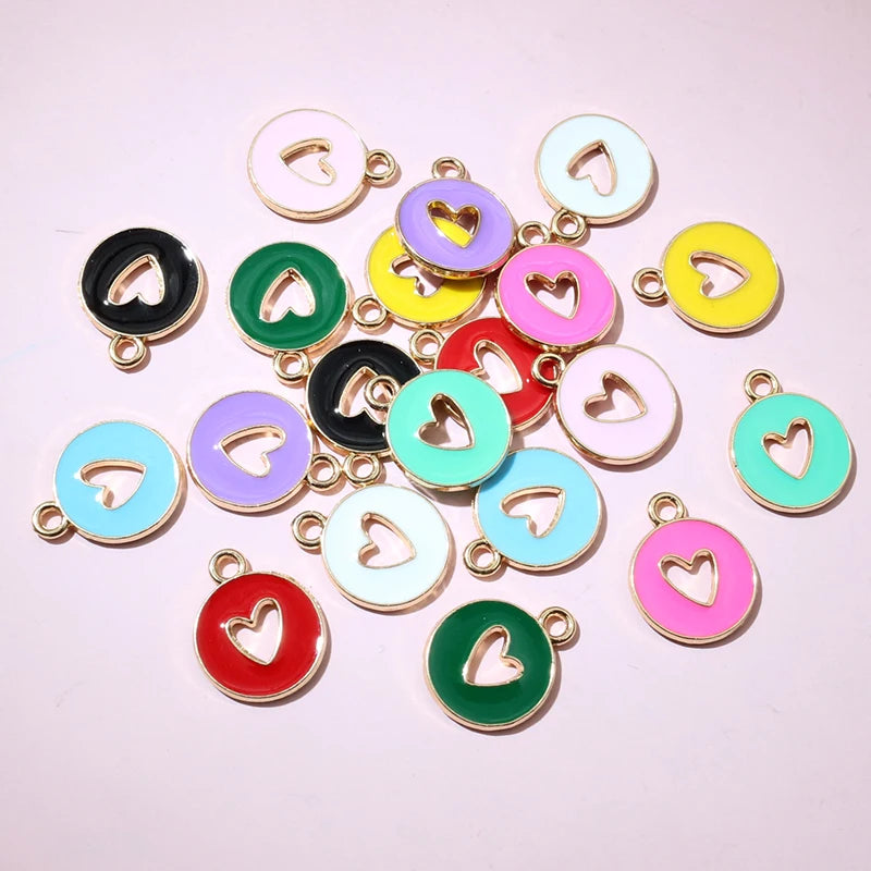 20 Stück 15 x 12 mm Emaille doppelseitig hohle Herz Charms Anhänger DIY Schmuckherstellung Zubehör für Armband Ohrringe Halskette
