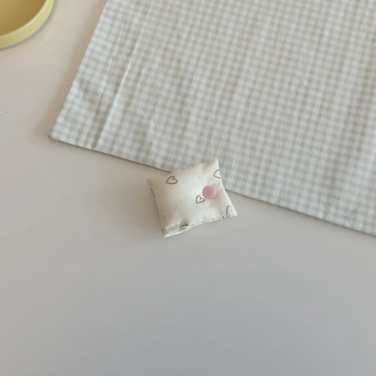 Niedlicher Herz-Kabelorganizer aus Stoff, Süßer Tragbarer Kabelclip für Ladegeräte, Handykabel und Reisekabelmanagement