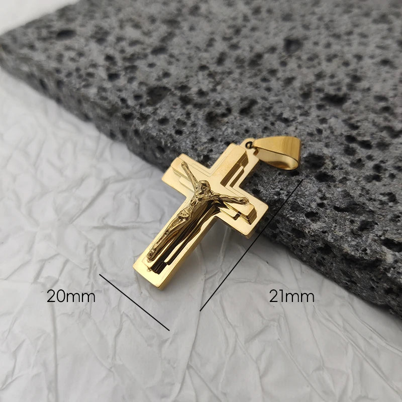 Neues Design 18K vergoldeter wasserdichter Jesus-Kreuz-Anhänger aus Edelstahl für Männer, religiöse Charms