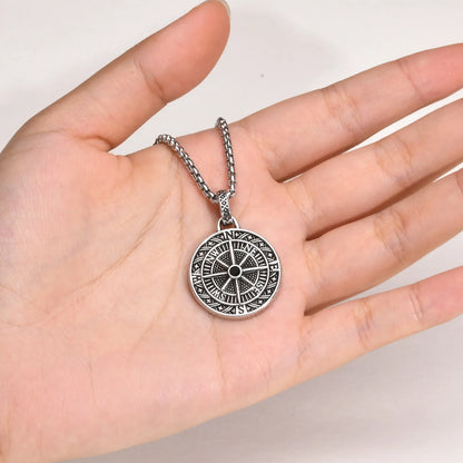 Vnox Vintage Compass Pendant Necklaces for Men and Boys, Stainless Steel Coin Necklace, Rock Hiphop Collar, Graduation Gid Gift