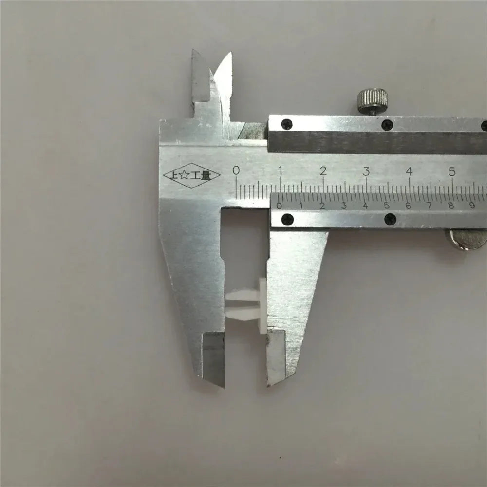 10 Stück für grobe 7mm hohe 9,5mm Schnellverschluss-Drahtbefestigungsmuttern, Kunststoff-Clip, dekorative Schnalle für den Automobilbereich