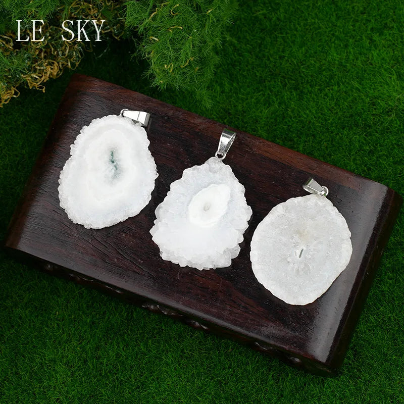 Neue natürliche Druzy Stein Anhänger Sonnenblume weiß Kristall Anhänger Charms für die Herstellung von DIY Schmuck Halskette Zubehör