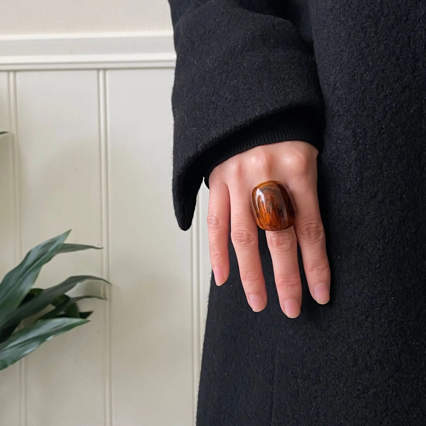 Vintage Trendy Große Fingerringe für Frauen Übertrieben Bernstein Farbe Harz Temperament Geometrische Fingerring Punk Schmuck