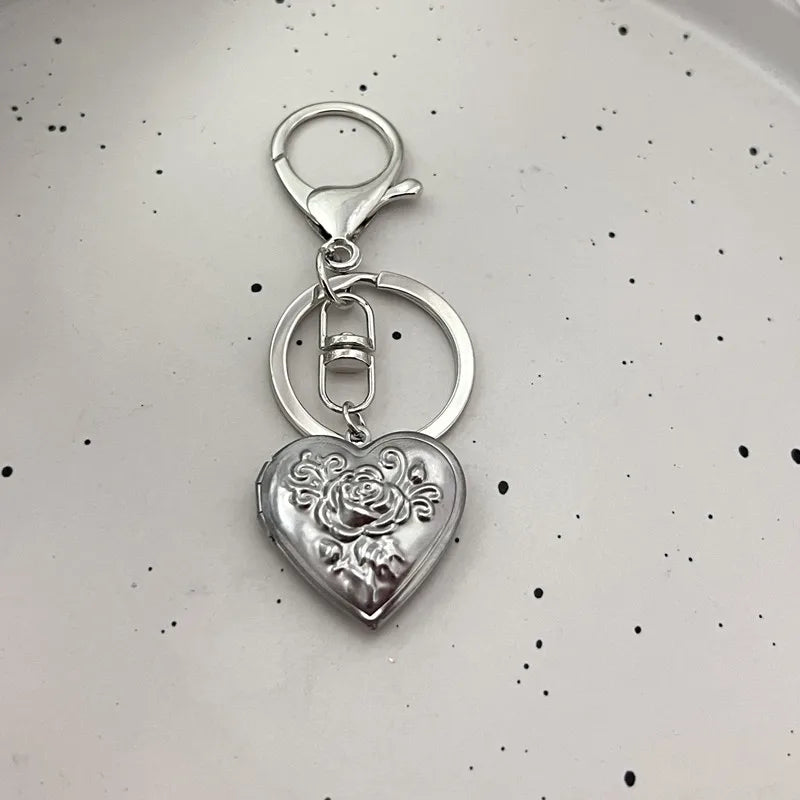 Fotorahmen Herz Medaillon Schlüsselanhänger y2k Handgefertigte herzförmige kleine Box Märchen Schlüsselanhänger Geschenk für Sie