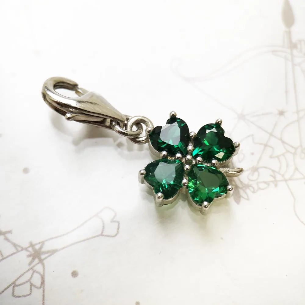 Grüner Kleeblatt-Charm-Anhänger, europäischer handgefertigter Glücksschmuck für Damen und Herren, neues Geschenk aus reinem 925er Sterlingsilber