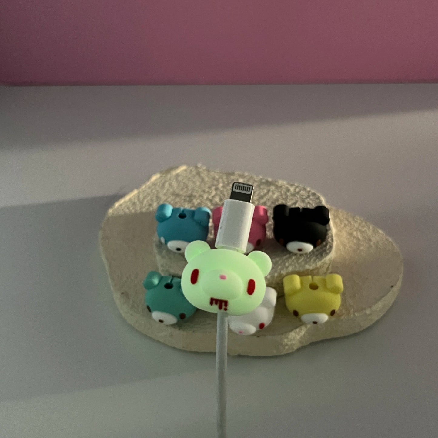Leuchtender Kawaii Bär Datenkabelschutz Anti-Bruch Cartoon Ladekabelschutz für iPhone Android