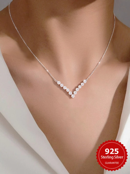 Schlichte, klassische, wunderschöne Zirkon-Schlüsselbeinkette aus 925er-Sterlingsilber mit V-förmigem Zirkon für Damen, Jahrestag, Party, hochwertiger edler Schmuck