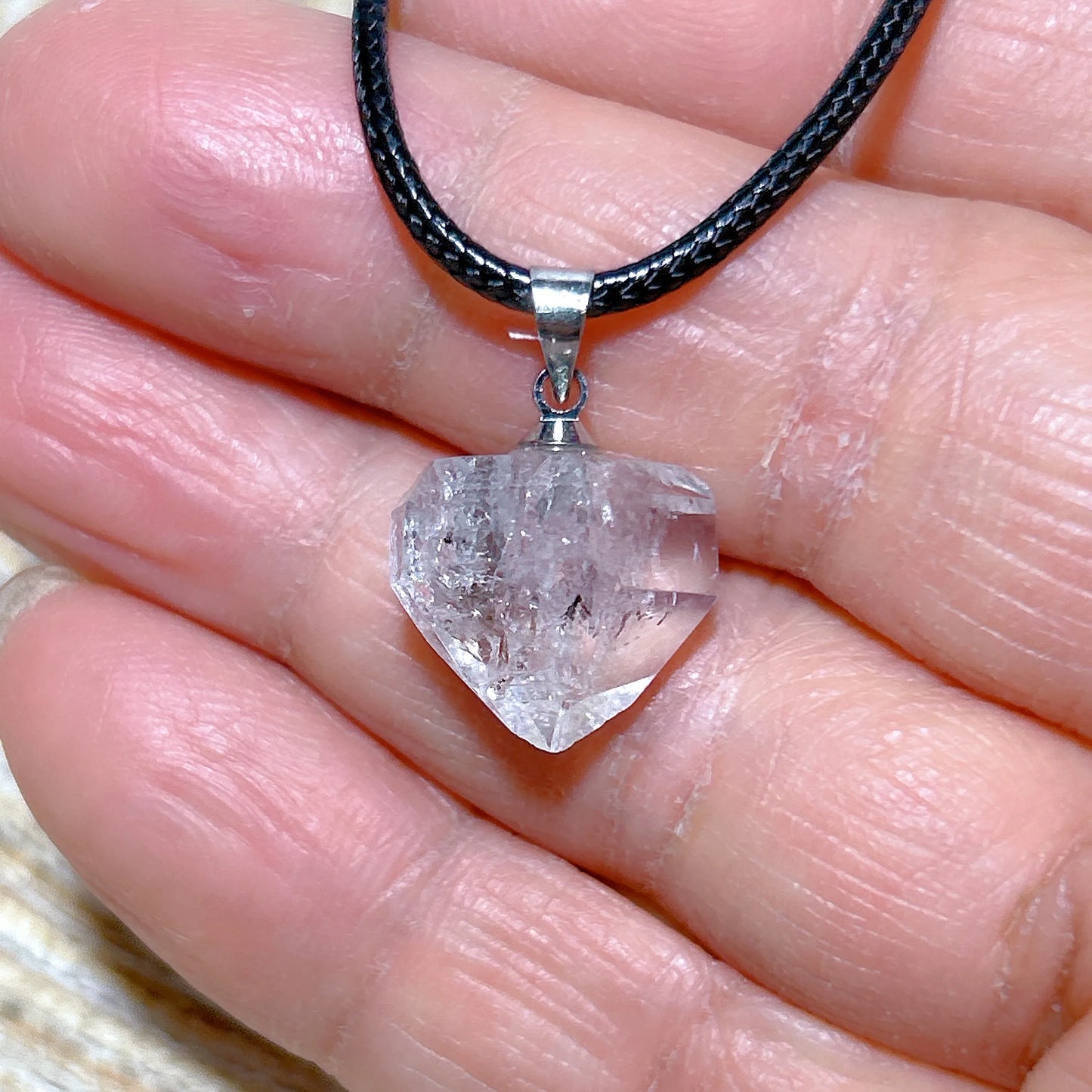 Natürlicher Kristall Herkimer Diamant Zubehör Hängestein Edelsteine Mineral Energie Reiki Heimdekorationen Geschenk Erzkristalle