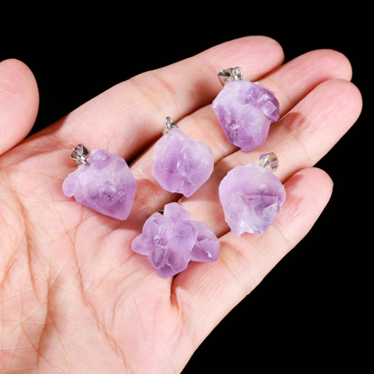 1 Stück Naturstein Amethyst Cluster Anhänger Unregelmäßige Heilung Charms für Schmuckherstellung DIY Armband Halskette Zubehör ﻿