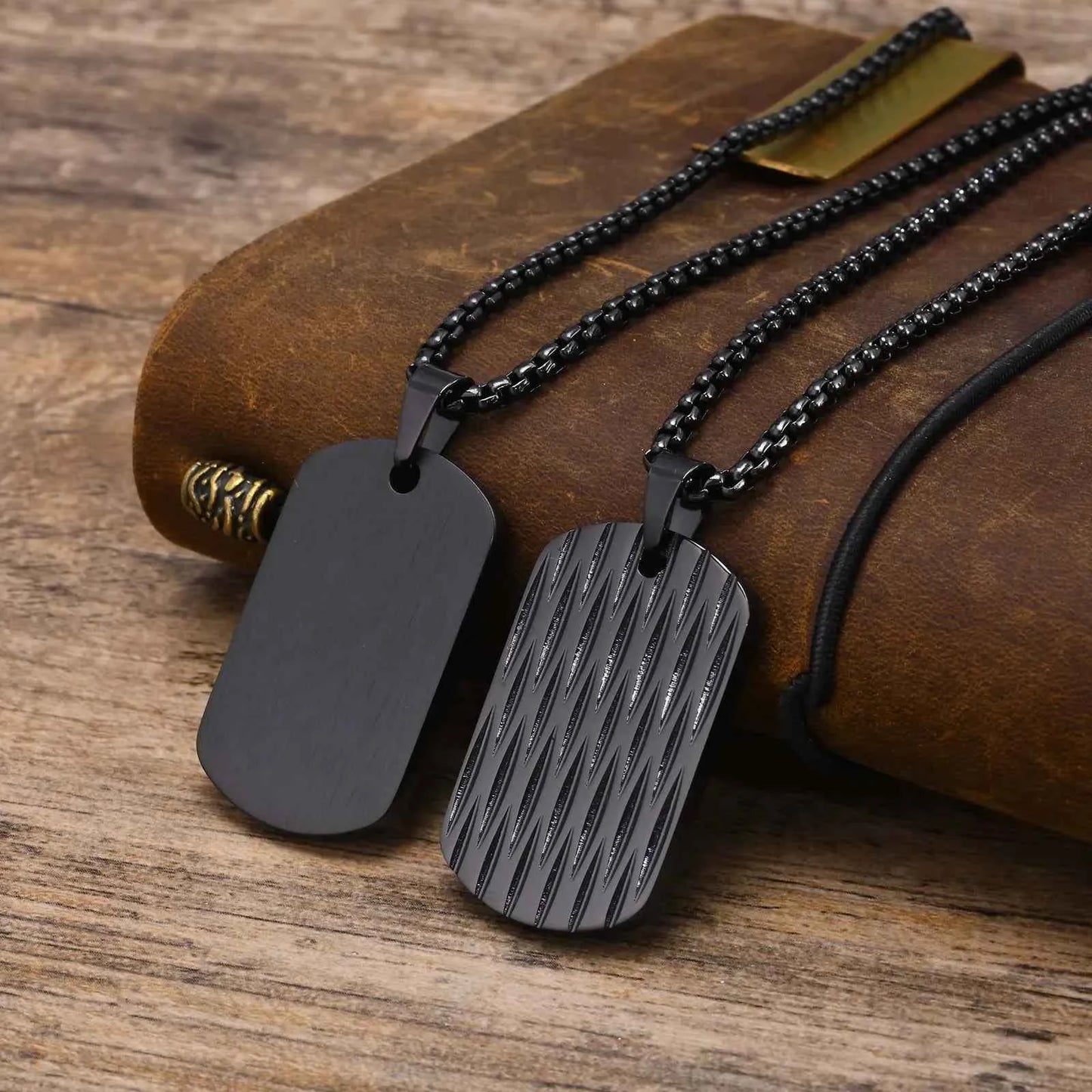 Vnox Herren-Halskette mit Erkennungsmarken-Anhänger aus Edelstahl, geometrische Hundemarken-Halsketten, Geschenk für Ihn, Schmuck
