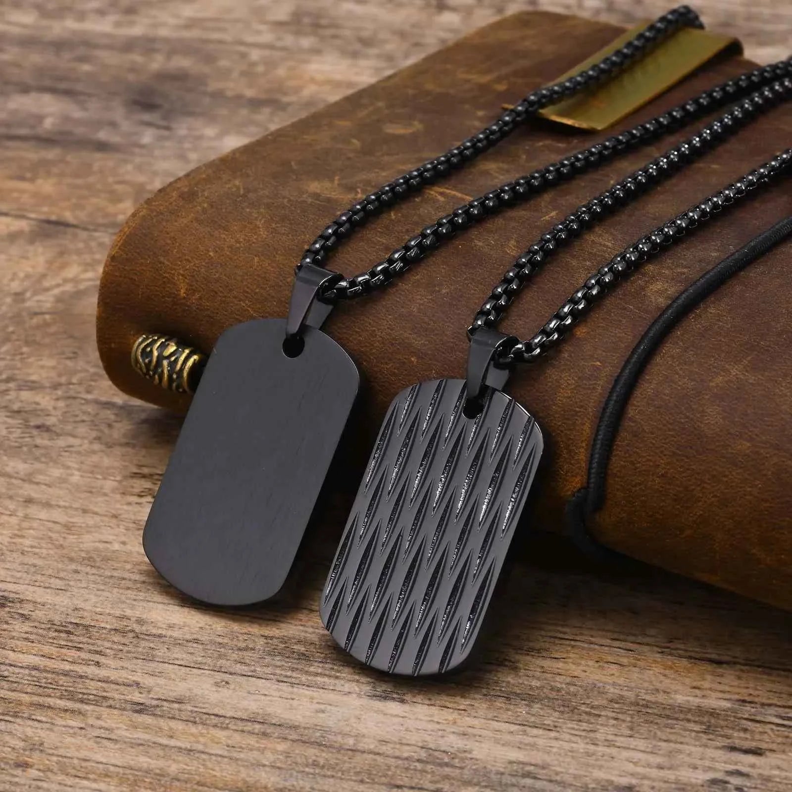 Vnox Herren-Halskette mit Erkennungsmarken-Anhänger aus Edelstahl, geometrische Hundemarken-Halsketten, Geschenk für Ihn, Schmuck