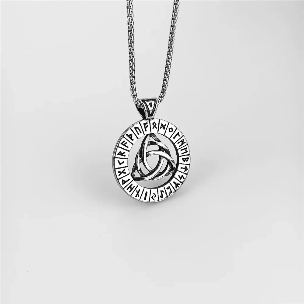 YILUOCD Viking Nordic Rune Halsketten für Männer Edelstahl Trinity Keltischer Knoten Anhänger Amulett Pagan Nordische Runen Jewerly