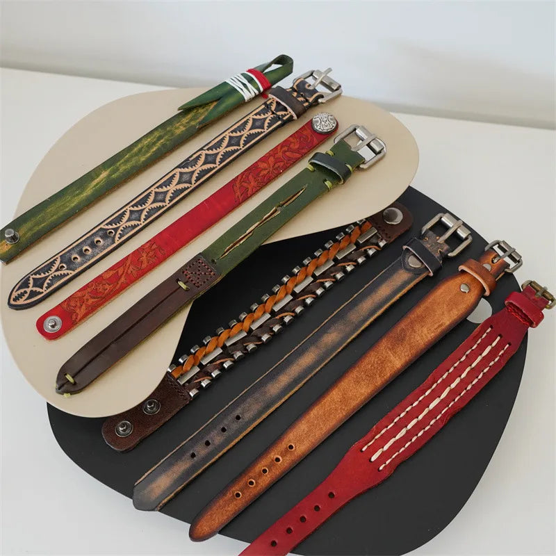 MKENDN Vintage pflanzlich gegerbtes Rindsleder-Manschettenarmband für Männer und Frauen, Punk-Armreif, geriebenes Distressed-Denim-farbiges Armband