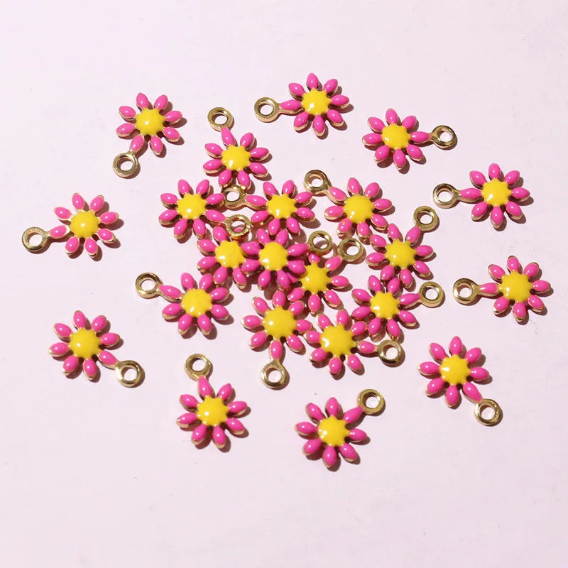 20 Stück 10x7mm kleine Blumen-Charms Anhänger Emaille Edelstahl DIY Schmuck Herstellung Zubehör-Erkenntnisse für Halsketten Ohrringe