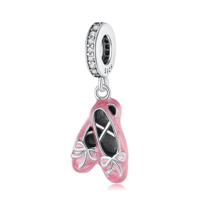 Klassische rote High Heels und goldene Turnschuhe aus 925er-Sterlingsilber, Fußball-Trophäe, baumelnder Charm, passend für Armbänder, Boutique-Schuhserie, Geschenke