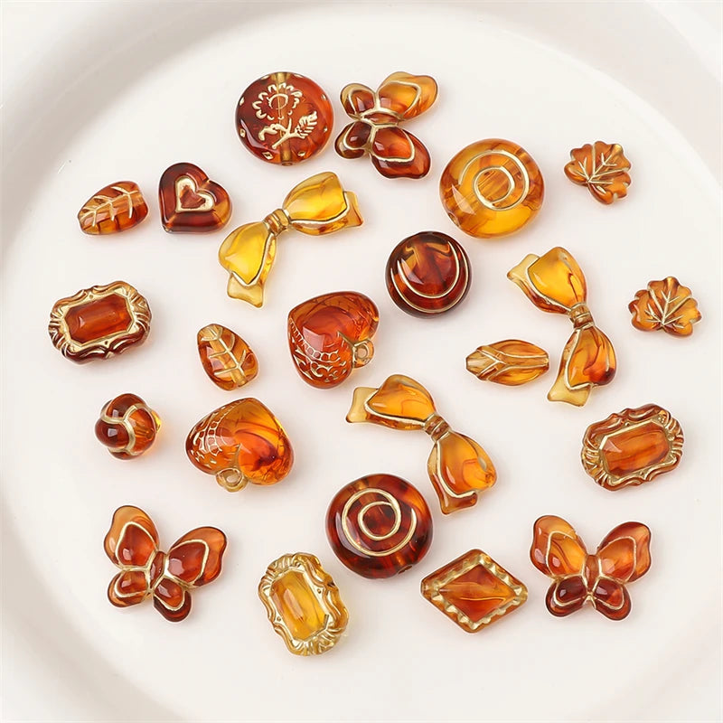Acryl Retro Bernstein Gold Barock Kunststoff Perle Herz Blume Schmetterling Perlen für Halskette Armband DIY Schmuck herstellung