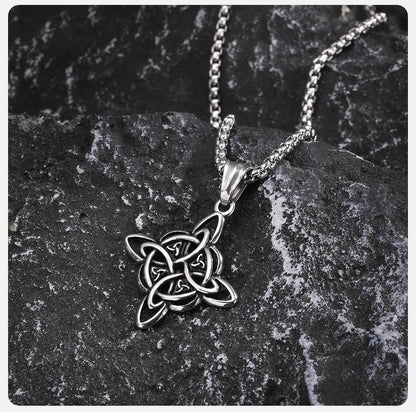 Vnox Vintage keltische Knoten-Halsketten für Männer und Frauen, nordischer Nord-Eur-Amulett-Anhänger aus Edelstahl, Triquetra-Hexenknoten-Kragen