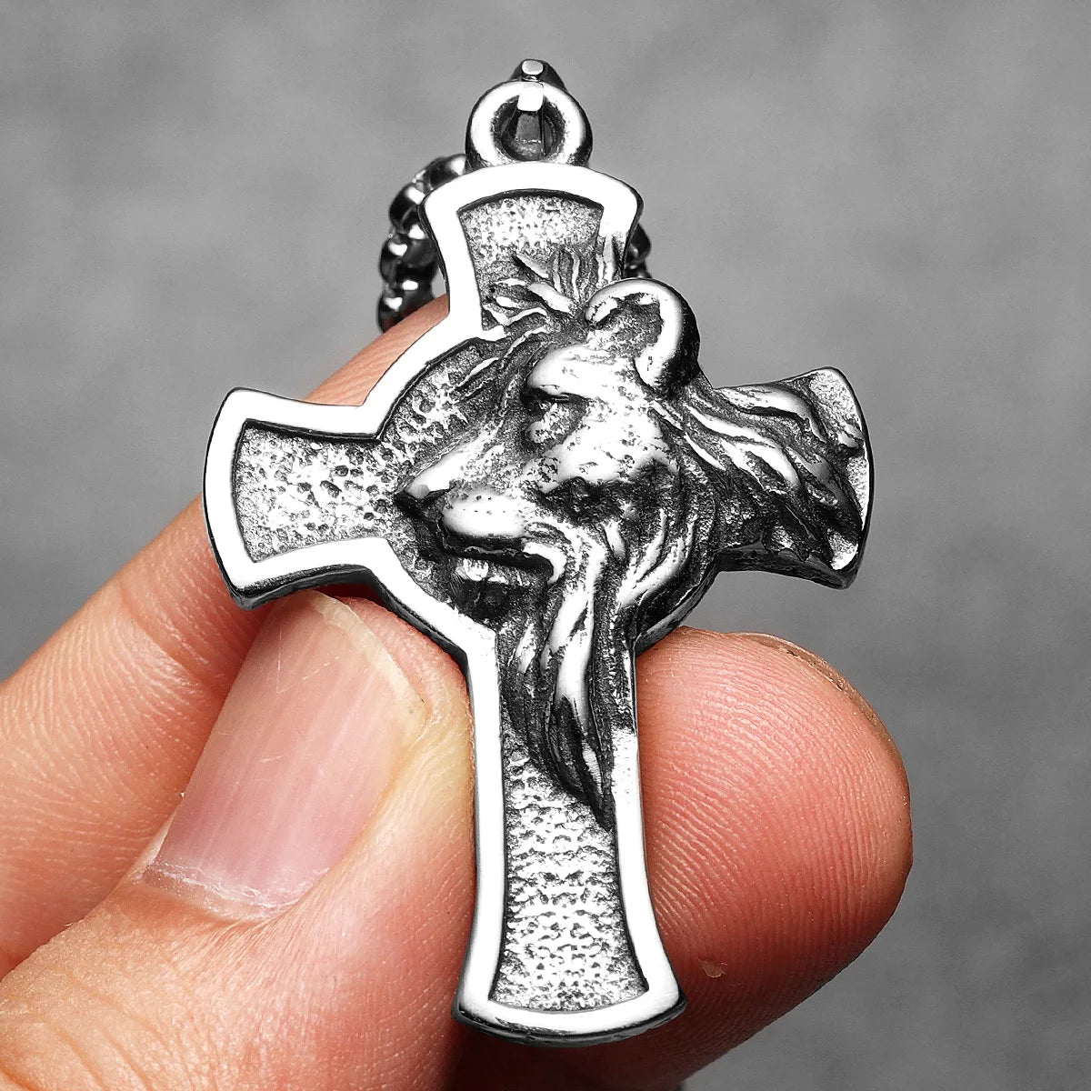 König der Löwen Kreuz Männer Halsketten Edelstahl Einfache Anhänger Kette Frauen Mode Schmuck Punk Neue In Zubehör Geschenke Großhandel