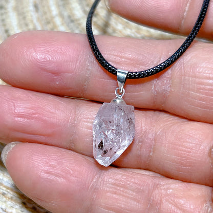 Natürlicher Kristall Herkimer Diamant Zubehör Hängestein Edelsteine Mineral Energie Reiki Heimdekorationen Geschenk Erzkristalle