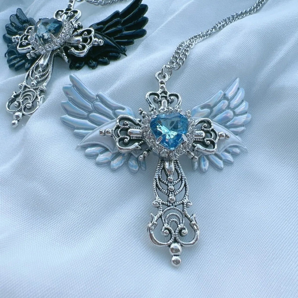 Goth Sexy Accessoire Flügel Kreuz Anhänger Halskette Y2K Schmuck Herz Kristall Halsband Punk Charm Halskette für Frauen Koreanische Mode