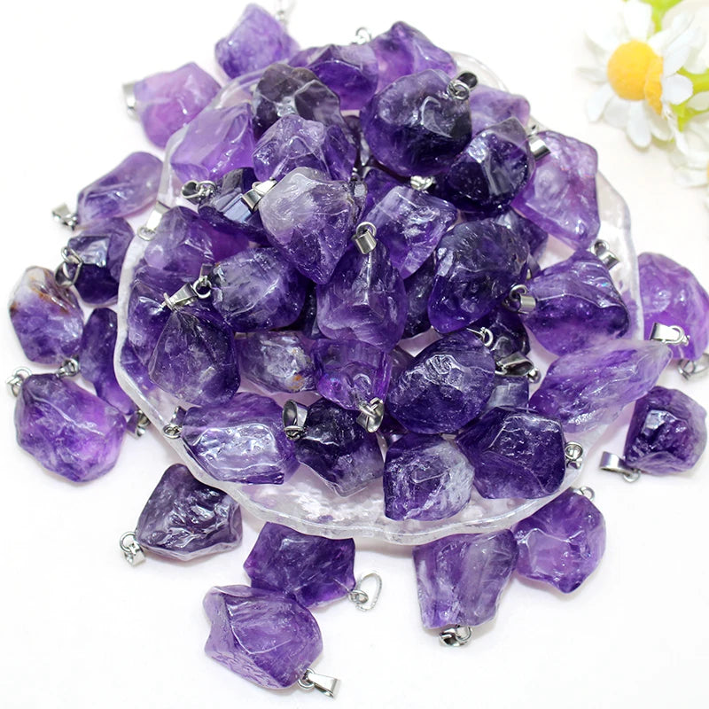10 Stück natürliche Amethyst-Rohstein-Halskettenanhänger zum Selbermachen von Halsketten, Ohrringen, geeignet als Valentinstagsgeschenk, Geburtstagsgeschenk