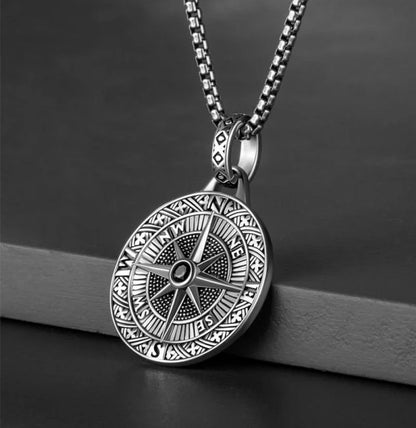 Vintage Gothic Totenkopf Jesus Kreuz Anhänger Halskette Katholischer Schmuck für Männer Punk Religiöse Amulett Halskette